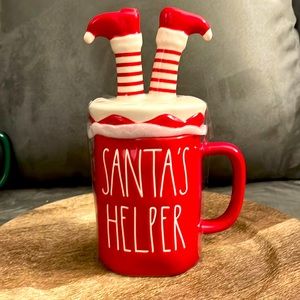 Rae Dunn - SANTAS HELPER - topper mug